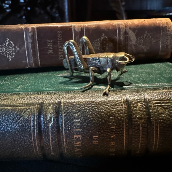 Solid Brass Grasshopper Cricket Vintage-style Sculpture Desk Decor - Picture 3 of 11